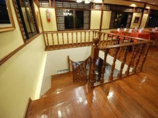 La Roca Veranda Suites & Restaurant Legazpi Eksteriør bilde