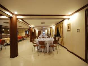 La Roca Veranda Suites & Restaurant Legazpi Eksteriør bilde